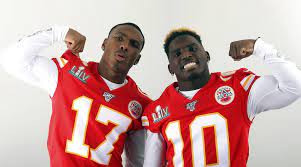 Chiefs' Tyreek Hill, Mecole Hardman settle who's fastest in recorded race | FOX 4 Kansas City WDAF-TV | News, Weather, Sports
